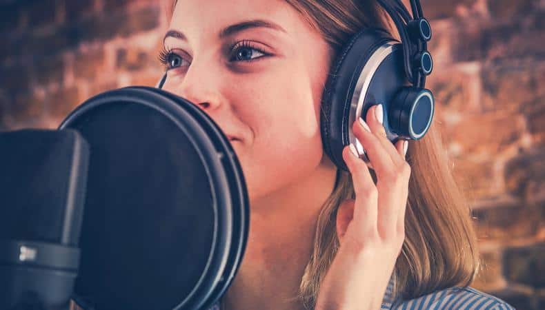20 Tips To Recording The Perfect Voice Over - Video - DubbingKing